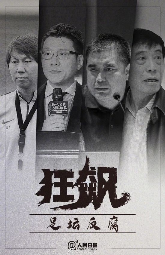 今夜五叔睡哪？鲍素云像是看出了杨若晴在想啥，微笑着道：你五叔在隔壁堂屋搭了个小铺子，这几****都睡那。